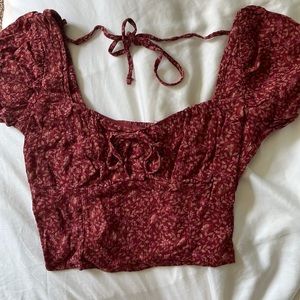 American Eagle red floral puff sleeve blouse (size XS)
